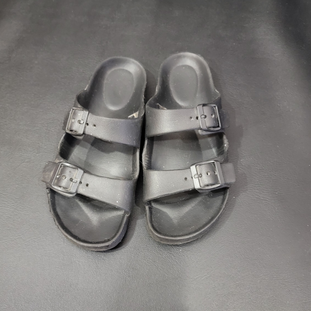 Sandals - Picture 7 of 7